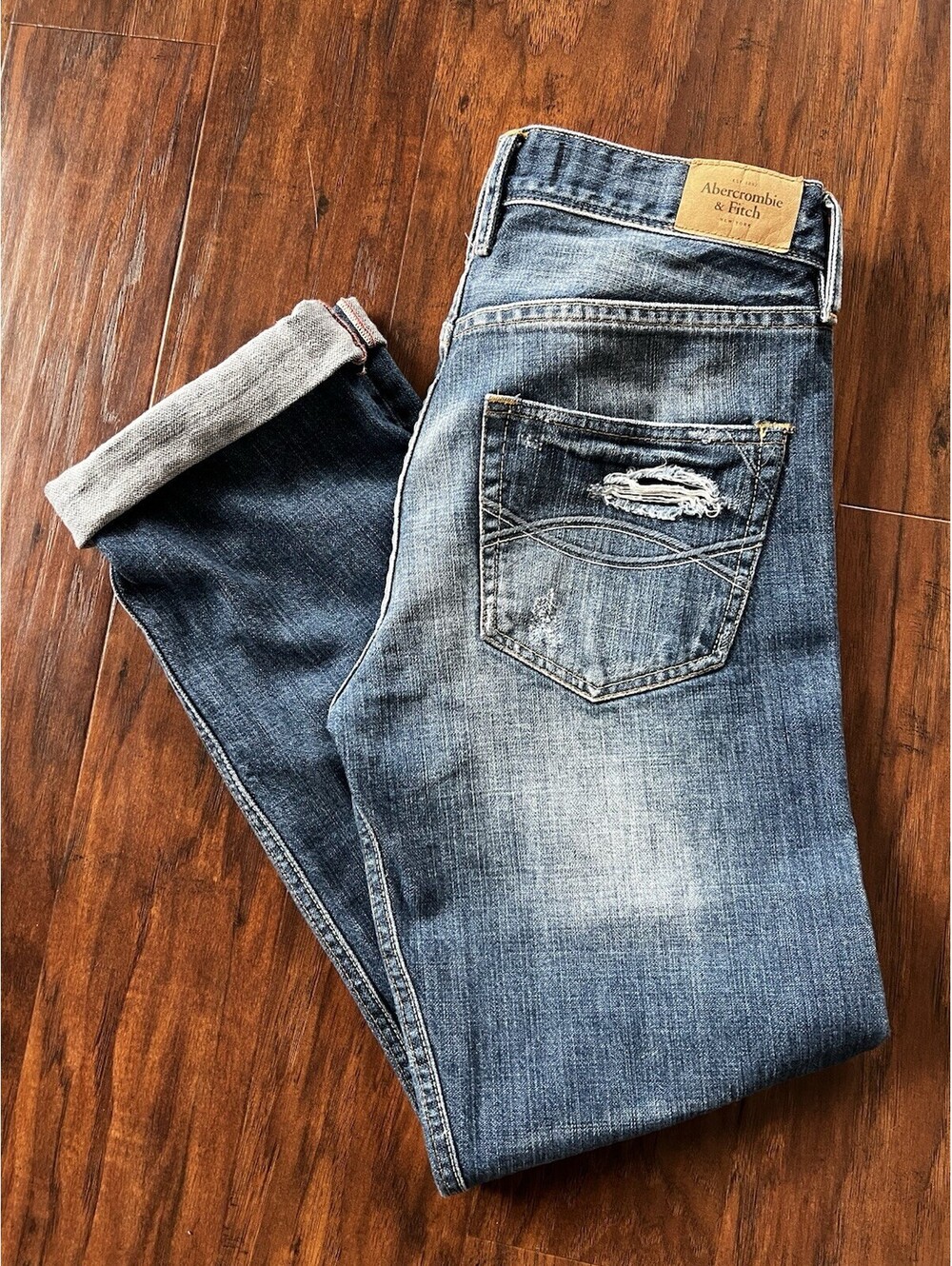 Abercrombie & Fitch Jeans Crop Size 0/25 Waist EUC!!